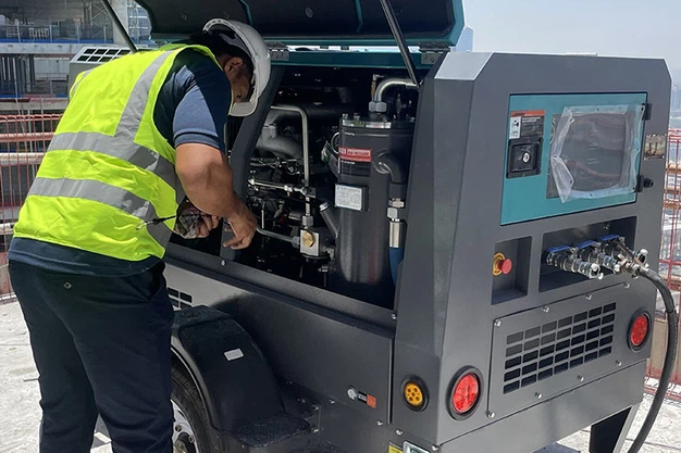 Associated Compressor Associated Compressor